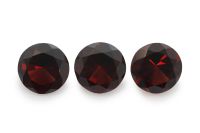 round orissa garnet