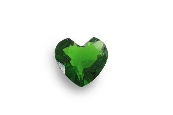 0.27 ct - Ultra-Green Tourmaline Heart - 4.75 x 5 mm 