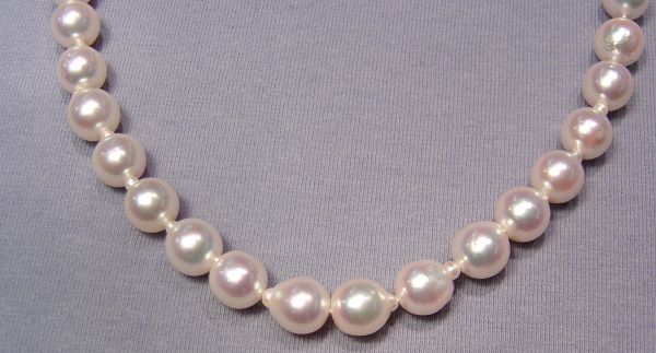 9-9.5mm Pear Japanese Pearls