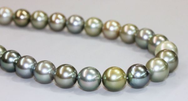 Exquisite 12.5-14.2mm Natural Multi-color Tahitian Pearl Strand 
