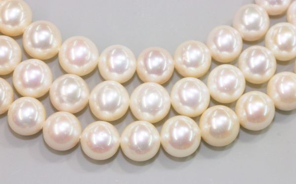 9mm Round White Pearls 