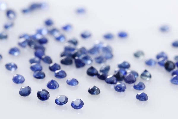 Wholesale Small Faceted Round Sapphire 