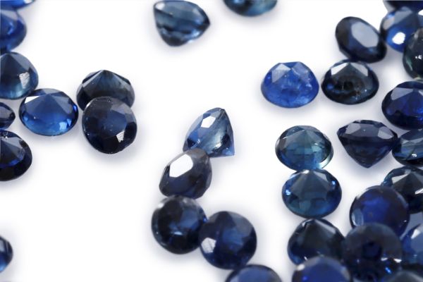 1-2 mm Natural Sapphire Faceted Round @ $35.00 / ct