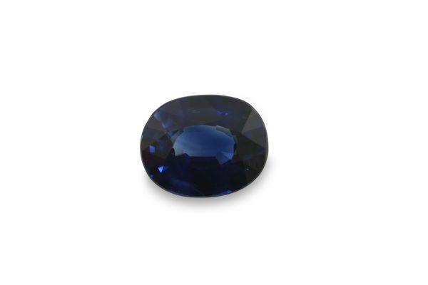 Wholesale Deep Blue Sapphire Oval 6.4 x 8 mm