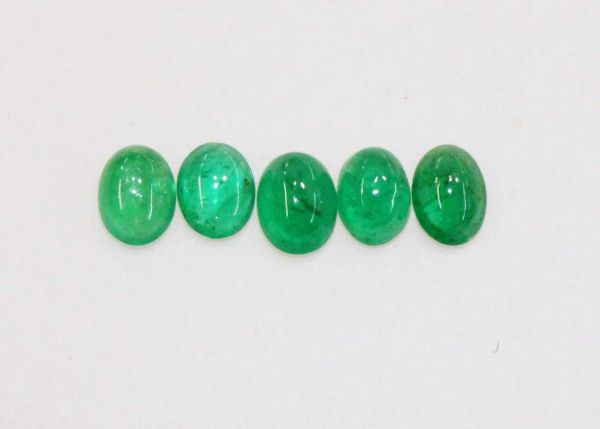 Emerald Oval Cabochons, 3x4mm - Best Grade