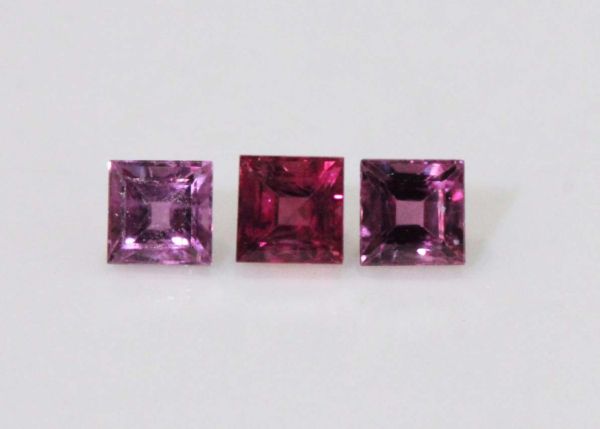Pink Sapphire Faceted Squares - 3x3mm 