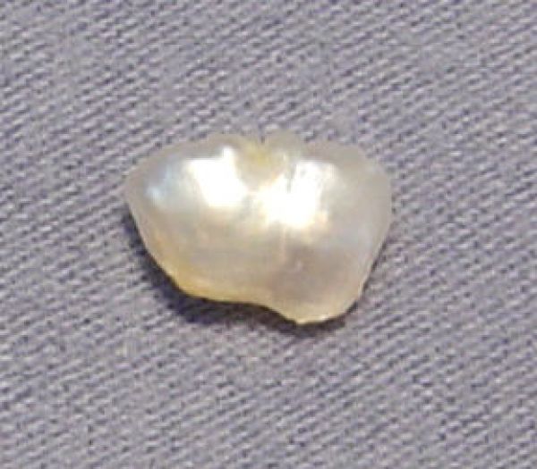 Antique Natural Pearl - 0.75 ct.