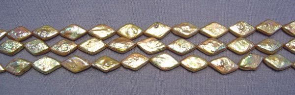Golden Birch Diamond-shaped Coin Pearls