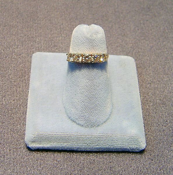 Ring Display with Finger