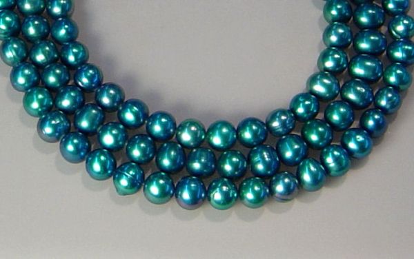 Deep dive blue rounded potato pearls