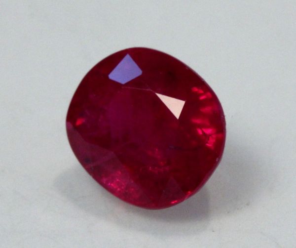 Ruby Faceted Oval 5.2x5.8mm - 1.09 cts.