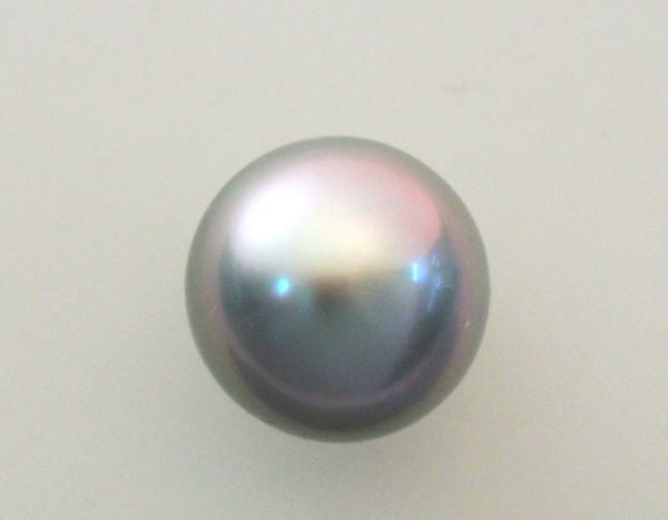 10.6mm Round Tahitian Pearl