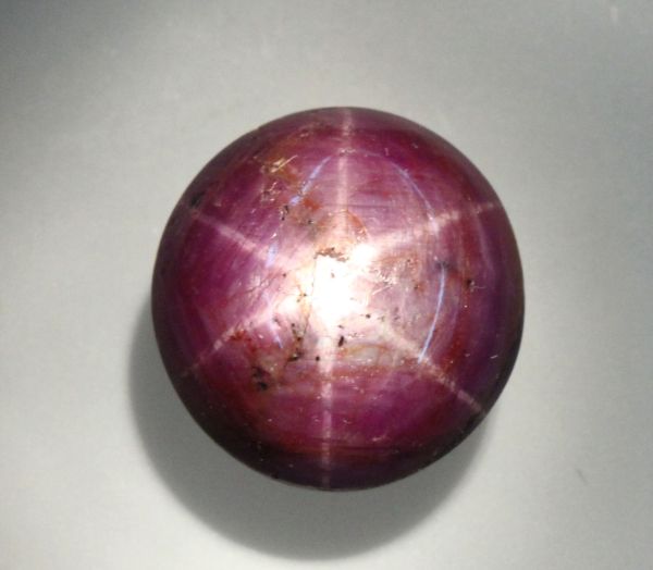Star Ruby Oval Cabochon, 13.00 cts. 11.5x12.5mm - Select Grade