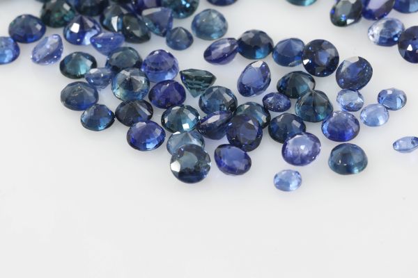 Wholesale Sapphire Faceted Round @ $110.00/ct - 2-3 mm