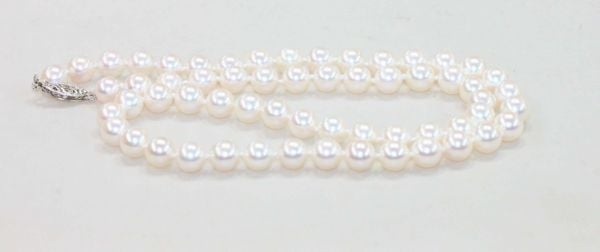 Japanese Pearl Necklace, 6.5-7mm