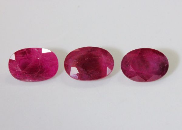Ruby Faceted Oval, 5x7mm - Commercial Grade
