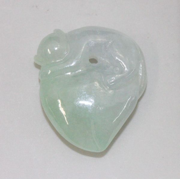 Jadeite Peach with Monkey