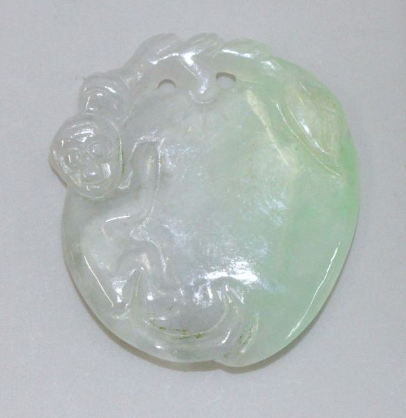Jadeite Peach with Monkey