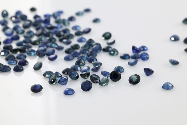 3-4mm Sapphire @ $25.00/ct.