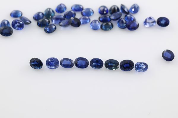 4.5 mm Long Sapphire Faceted Ovals