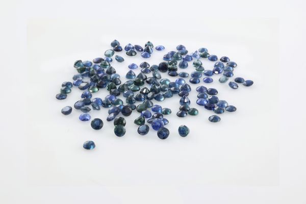 Wholesale 3 mm Natural Sapphire Faceted Round @ $25.00 / ct
