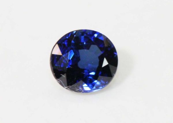 Pailin Mine Sapphire Faceted Round 5.4x5.7mm - 1.01 cts.
