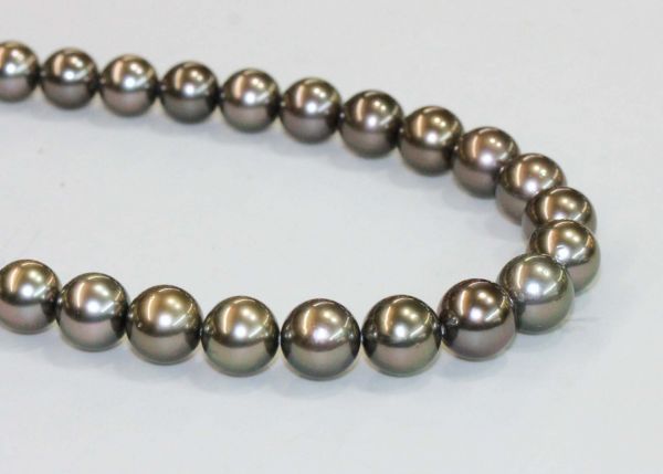 Fine 9-11mm Tahitian Round Pearls