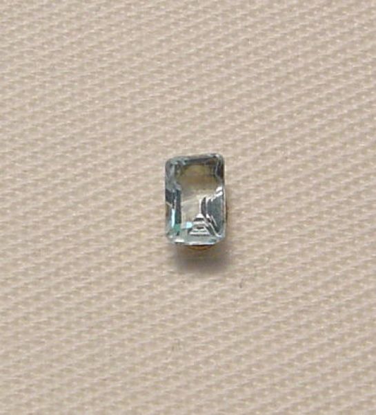 Aquamarine Faceted Octagon 3x5mm - Good Grade