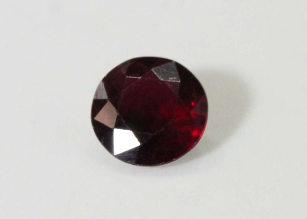 Ruby Faceted Round, 0.76 ct. - 5.7mm