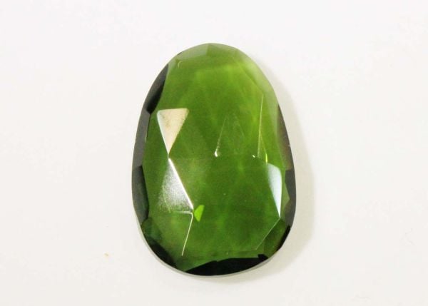 Green Tourmaline Faceted Slice, 10.46 cts - 12.8x18.6mm