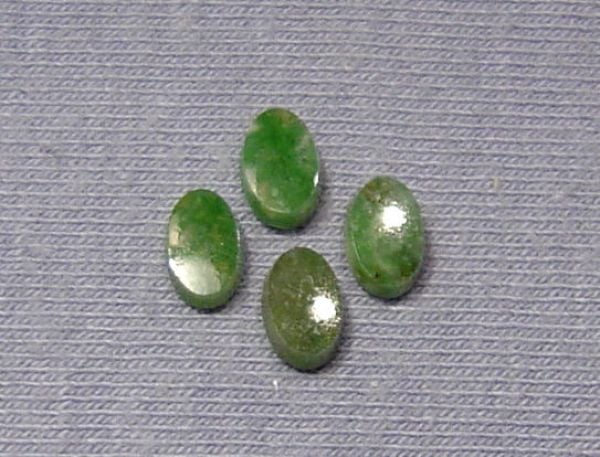4x6mm Wyoming Jade Oval SBBT Cabocbons