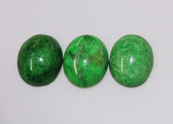 10x12mm Maw-sit-sit Cabochons