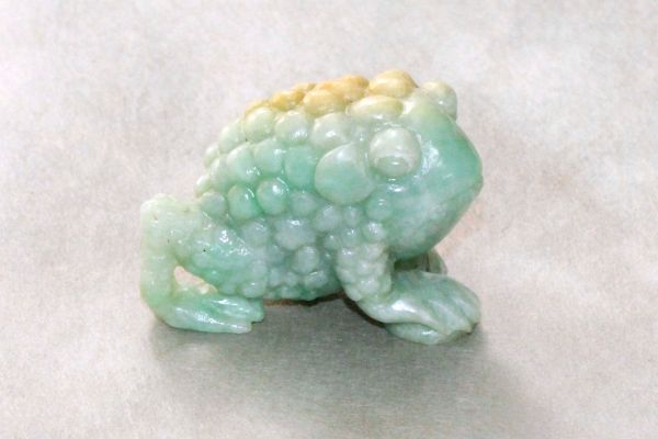 Wholesale Carved Jadeite Toad