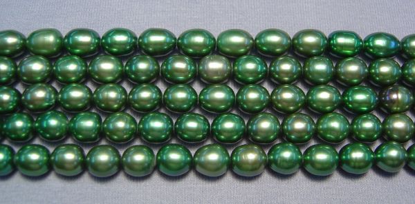 Chrome Green Oval Pearls