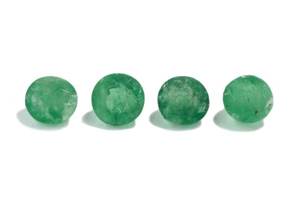 3mm emeralds
