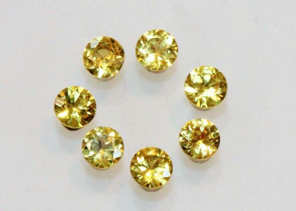 Yellow Sapphire 2.5mm Diamond-cut Rounds