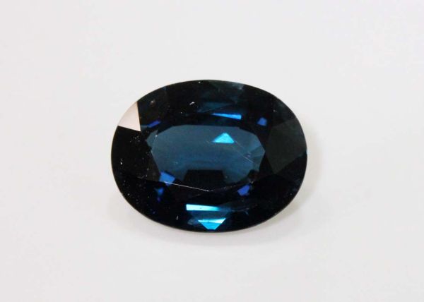 Sapphire Faceted Oval, 6.45 cts. - 10.2-12.9mm