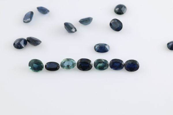 5.5 mm Long Sapphire Faceted Ovals 