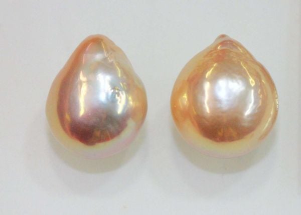 13-15mm Fireball Pearl Pair
