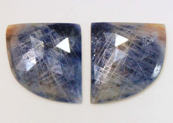 Sliced sapphire Pair - 37.25 cts.