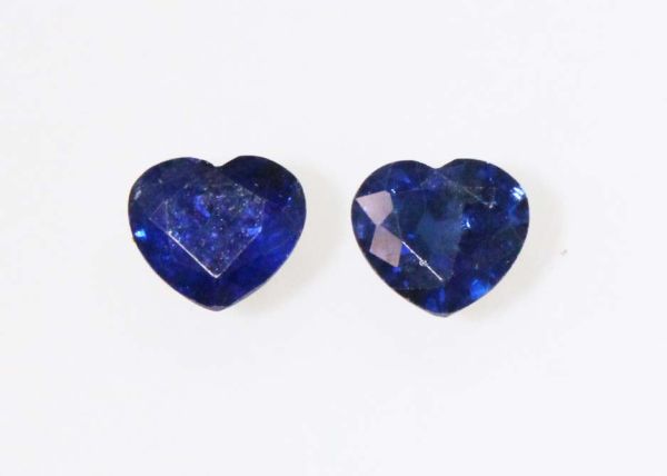 Sapphire Faceted Heart Pair, 0.98 ct. - 4.5x5mm