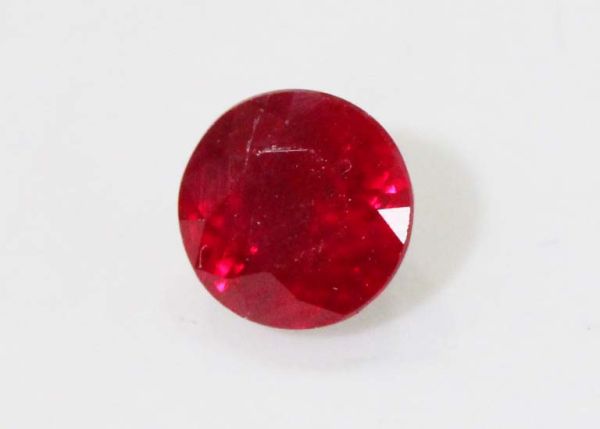 Ruby Faceted Round, 1.02 cts. - 5.4mm
