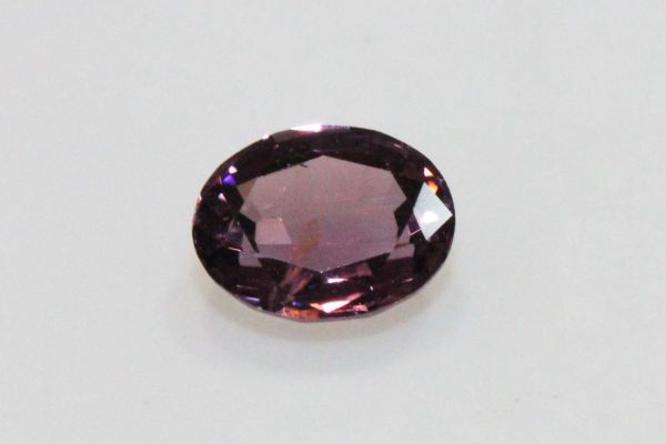Spinel Reddish Faceted Oval, 0.56 cts. - 4.35x5.5mm