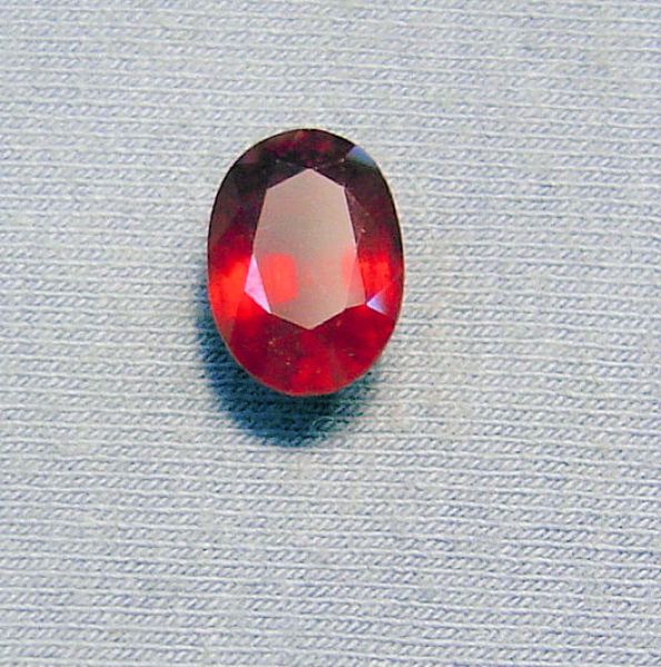 Ruby Fissure Filled Faceted Oval 7.9x11.4mm - 4.49 cts.