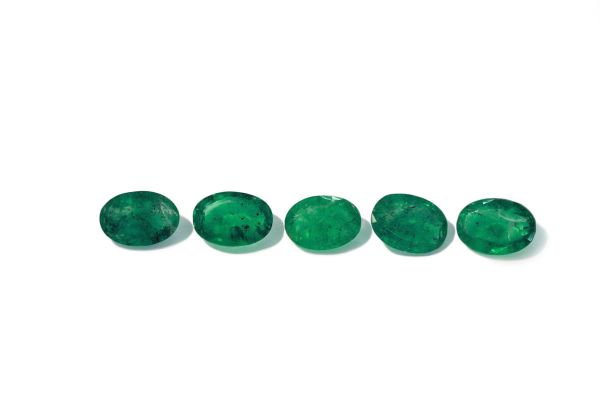 Wholesale 5x7mm Emeralds