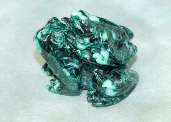 Natural Jadeite Hand-Carved Sculpture - Frog Vessel with Baby Frog