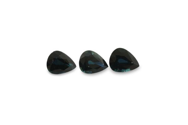 Wholesale Natural Sapphire Faceted Pears 7 x 9 mm