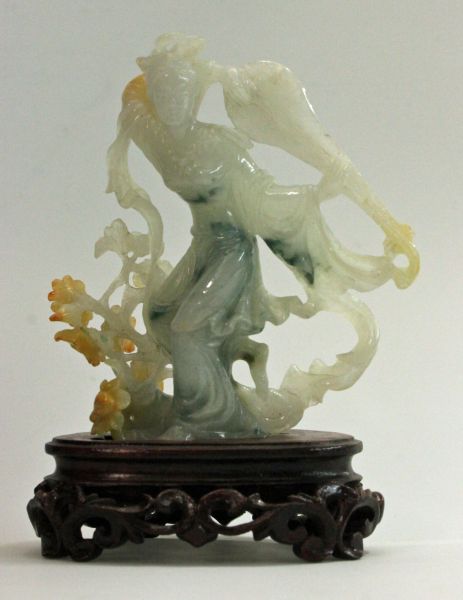 Jade Beauty with Lute