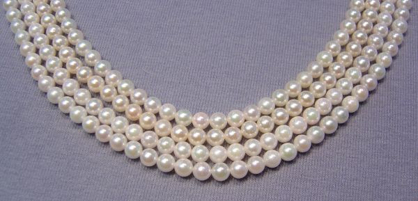 4-4.5mm Round Japanese Pearls