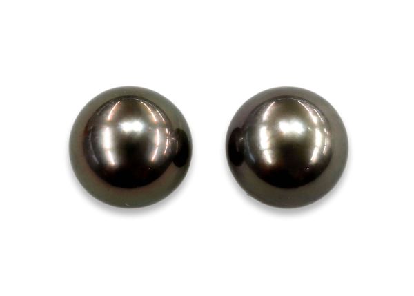 Natural Color Tahitian Pearl Round Pair – 9.2-9.3 mm